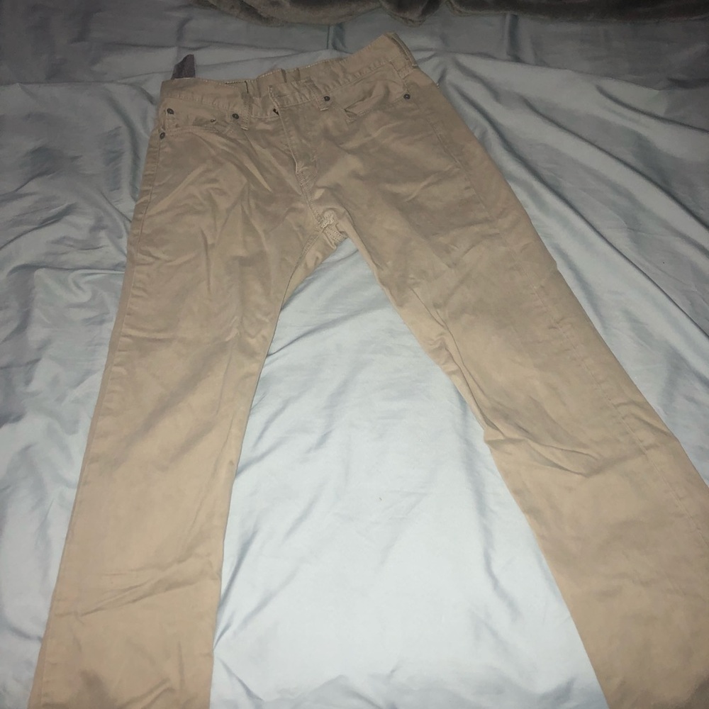 Levi Khaki Pants w30 L32 great condition